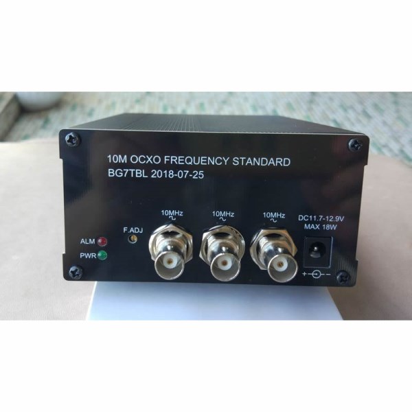 10M Frequency Reference, 2 road Sinusoidal Waves, 1 road Square Wave Output